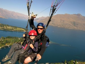 Benno mit Michael über Queenstown